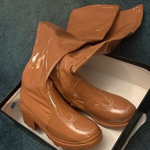 Liliana Glossy Tan Heeled Boots